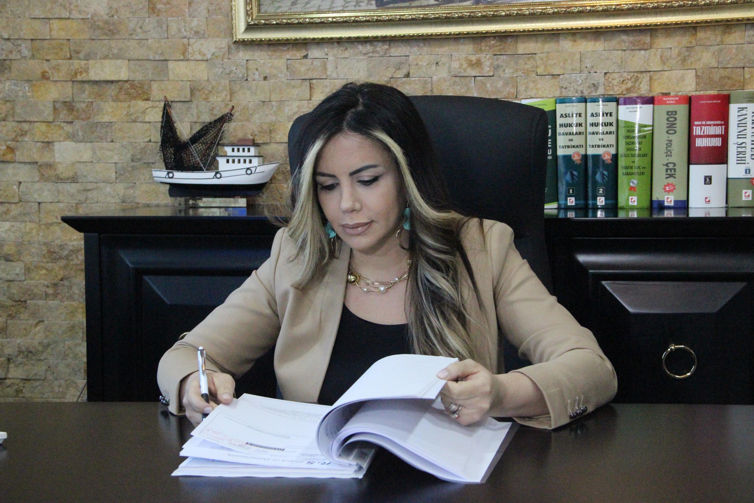 50 kuruşluk krakeri kasadan geçmediği için kovuldu, 35 bin 888 lira tazminat kazandı