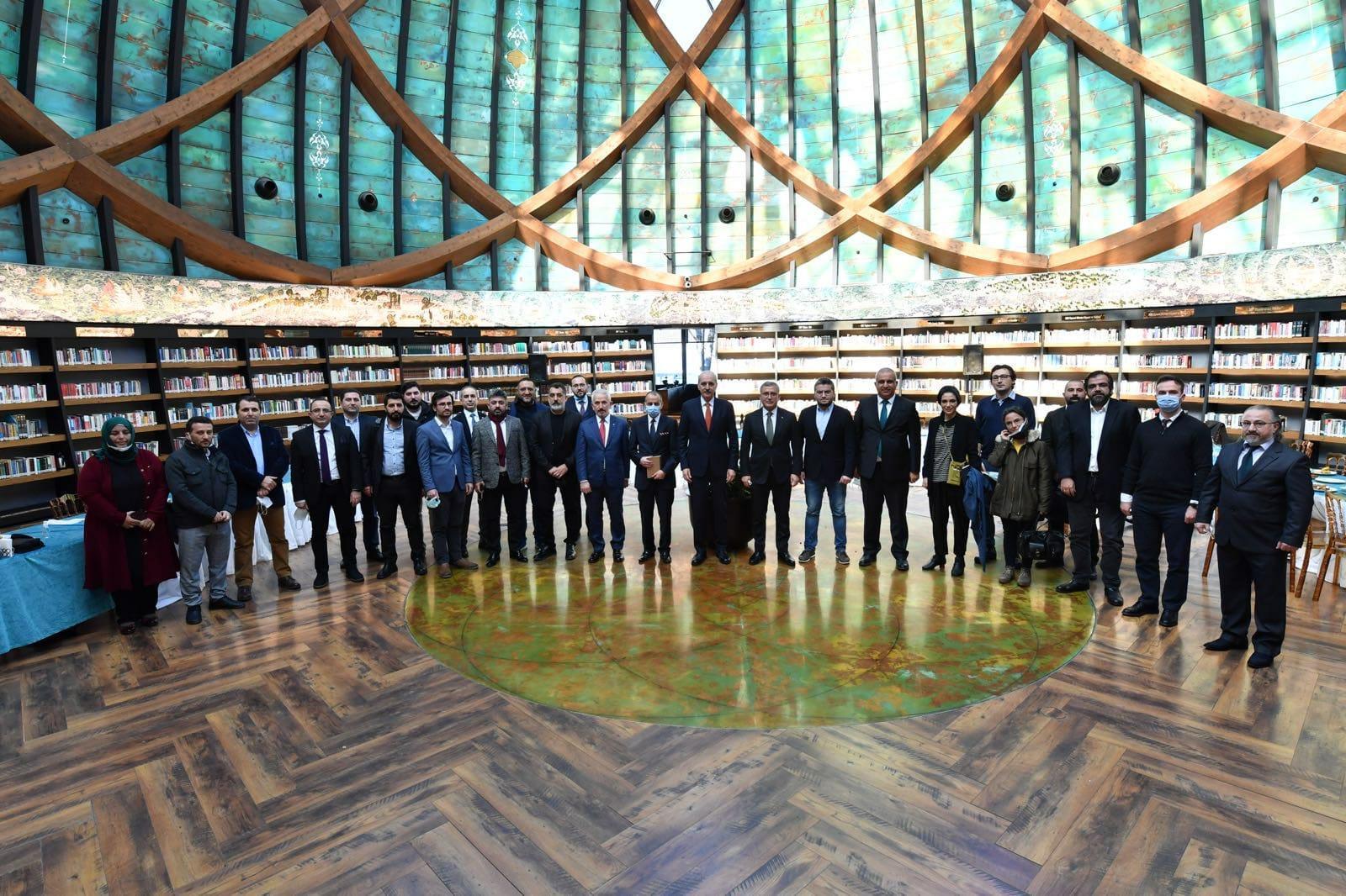 Numan Kurtulmuş: Anayasa tek başına Ak Partinin yapacağı bir şey değildir