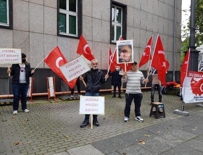 Almanyada Türk bayrağı hazımsızlığı