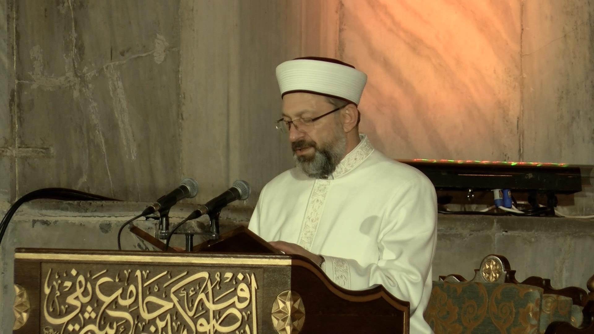 Ayasofyada ilk Regaip Kandili programı