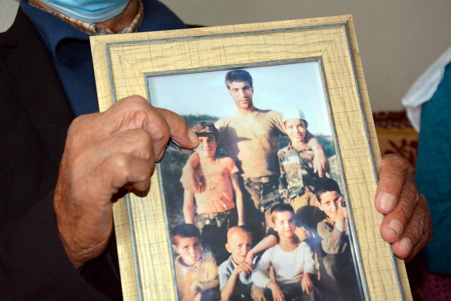 PKKnın, 8 yaşındayken kaçırdığı Ekremin annesi: Evlat hasretiyle hastalandım