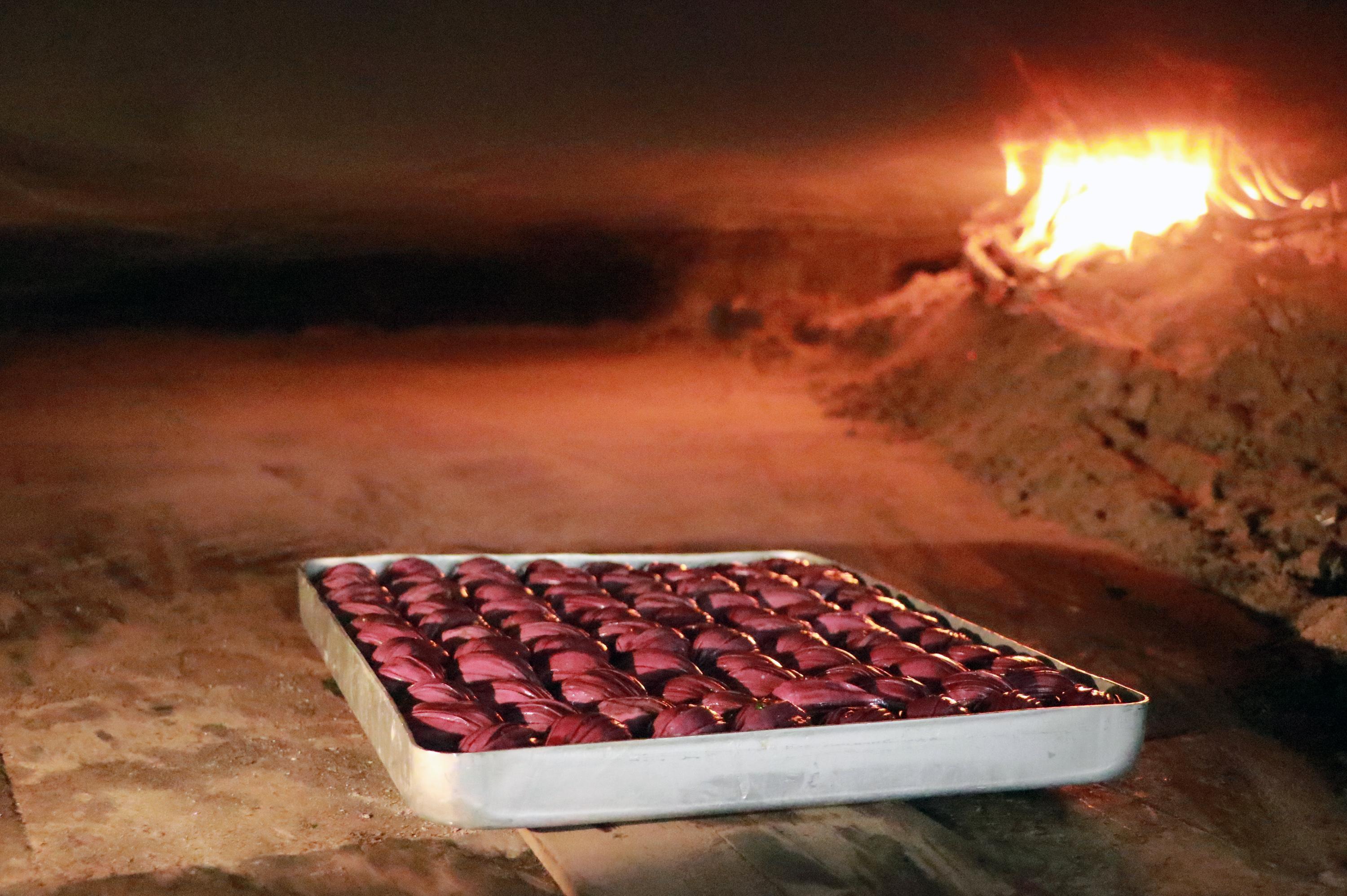 Mor baklava üretti, siparişlere yetişemiyor