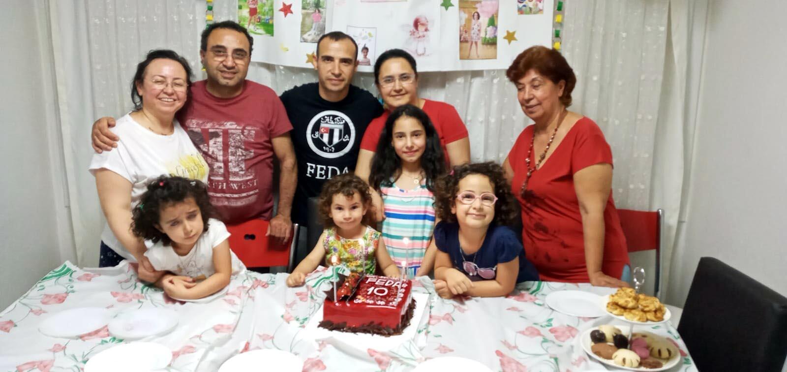 Depremde 4 çocukları ile annelerini kaybeden Yücel ailesinin buruk sevinci: Burada anıları yaşayacak