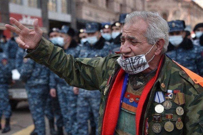 Ermenistan ordusundan Başbakan Paşinyana muhtıra