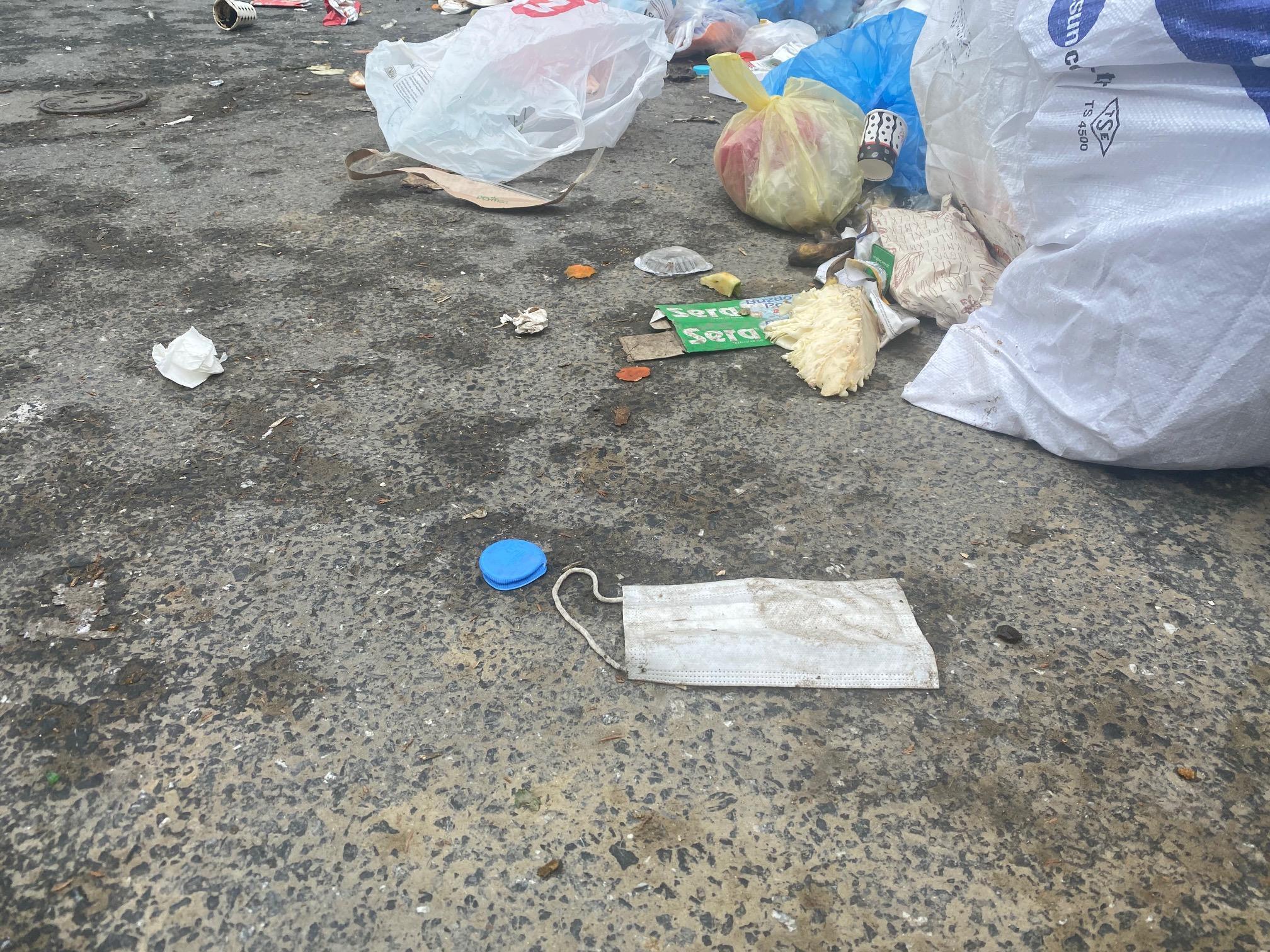 Maltepedeki çöp yığınlarındaki tıbbi atıklarda koronavirüs uyarısı...