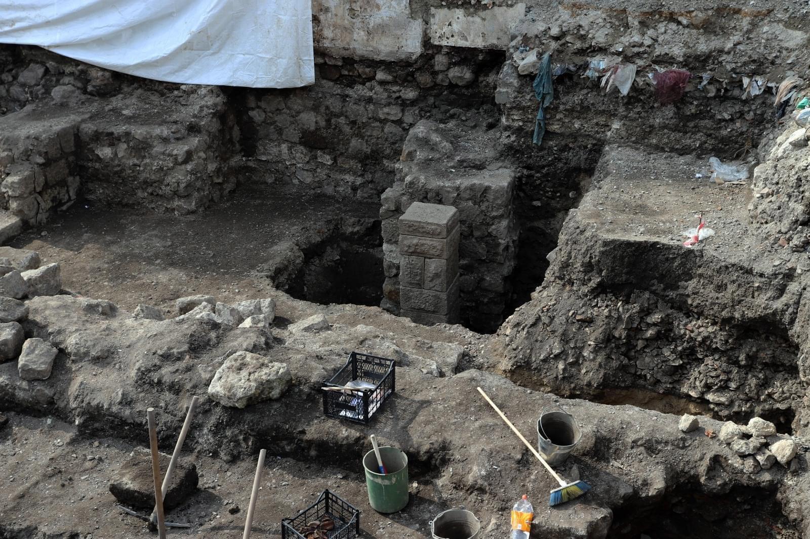 Trabzon’da otopark kazısında İmparator Hadrianus dönemi kalıntıları çıktı