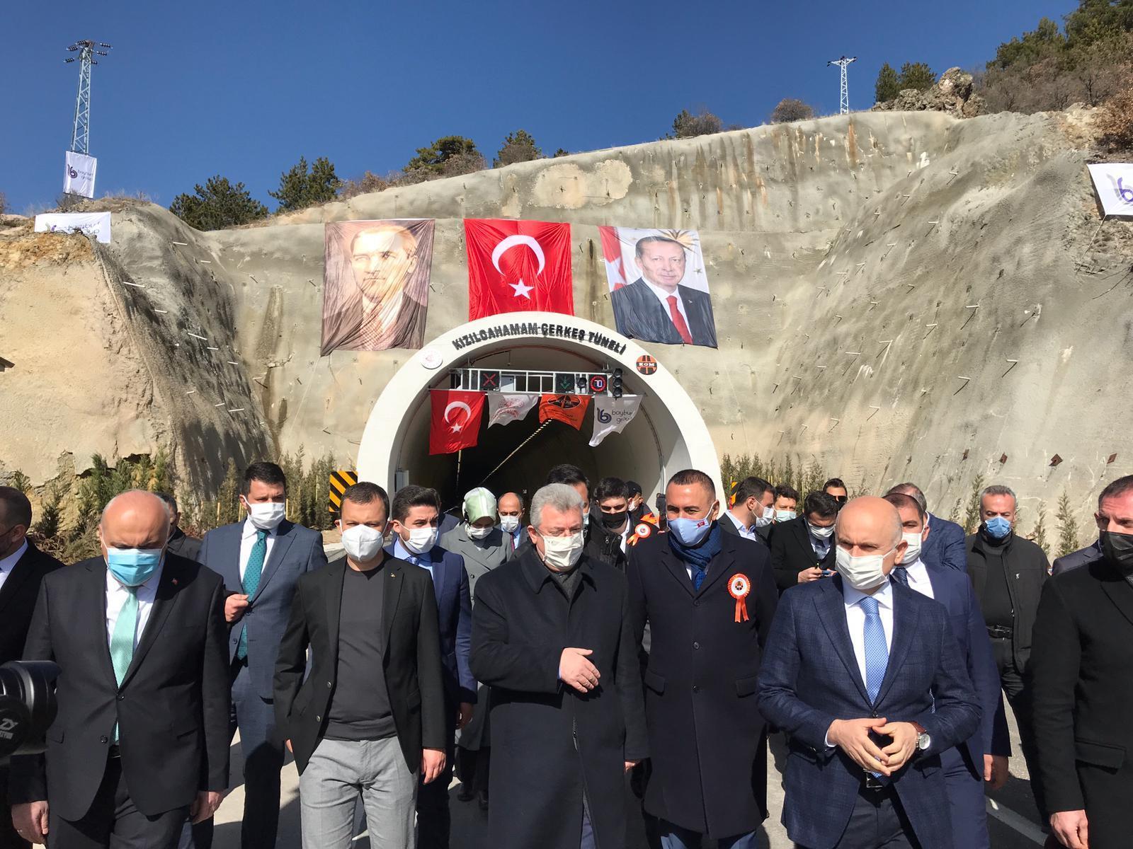Cumhurbaşkanı Erdoğan: Gerekiyorsa hayatımızı ortaya koyuyoruz