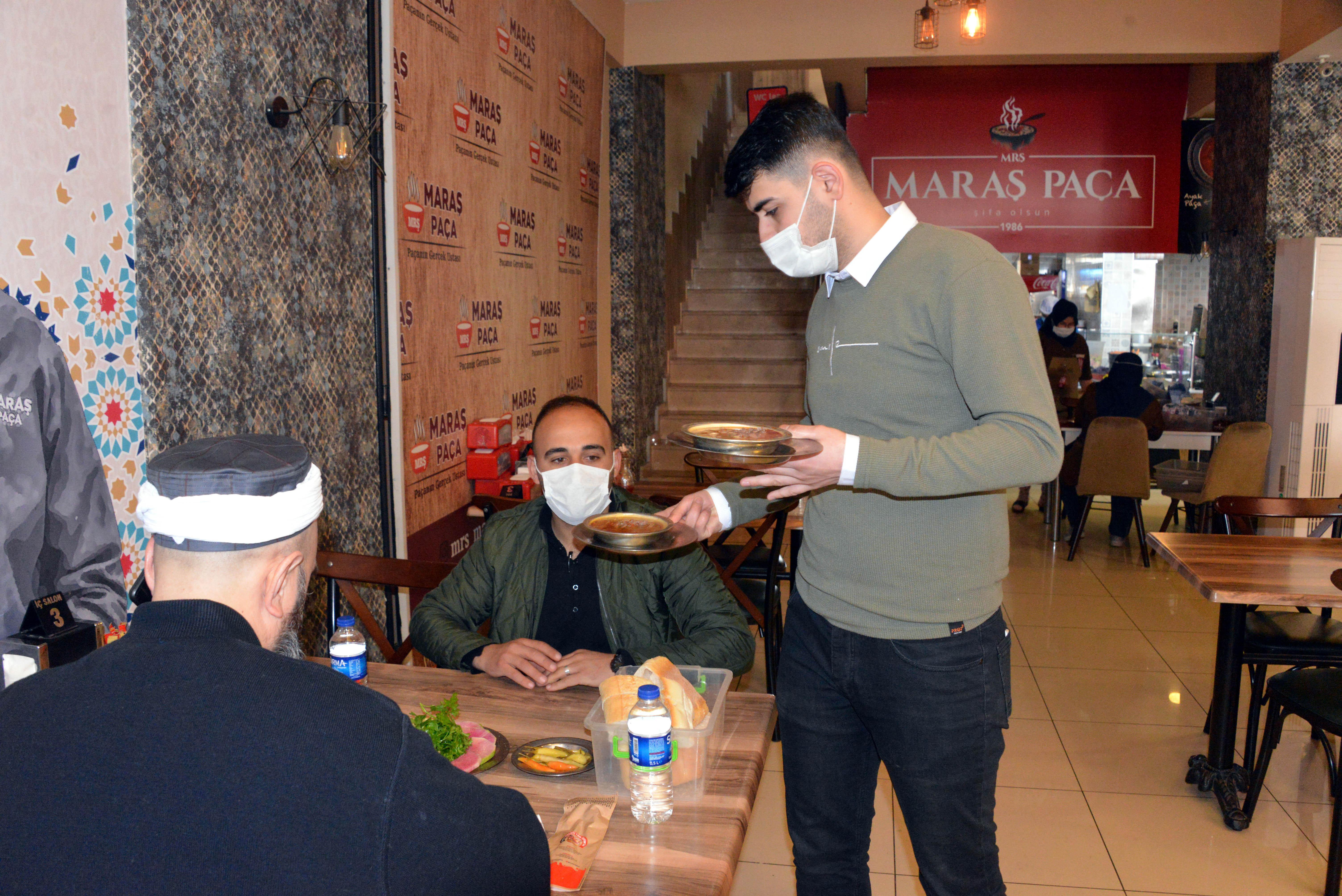 Yasaklar kalktı, Kahramanmaraşlılar paçacılara akın etti