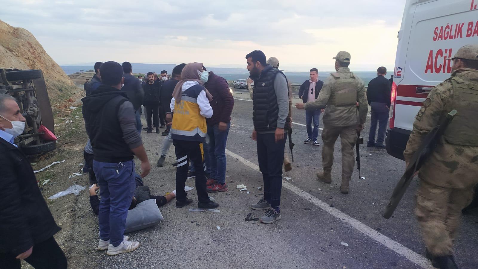 Diyarbakırda feci kaza: 5 ölü, 3 yaralı