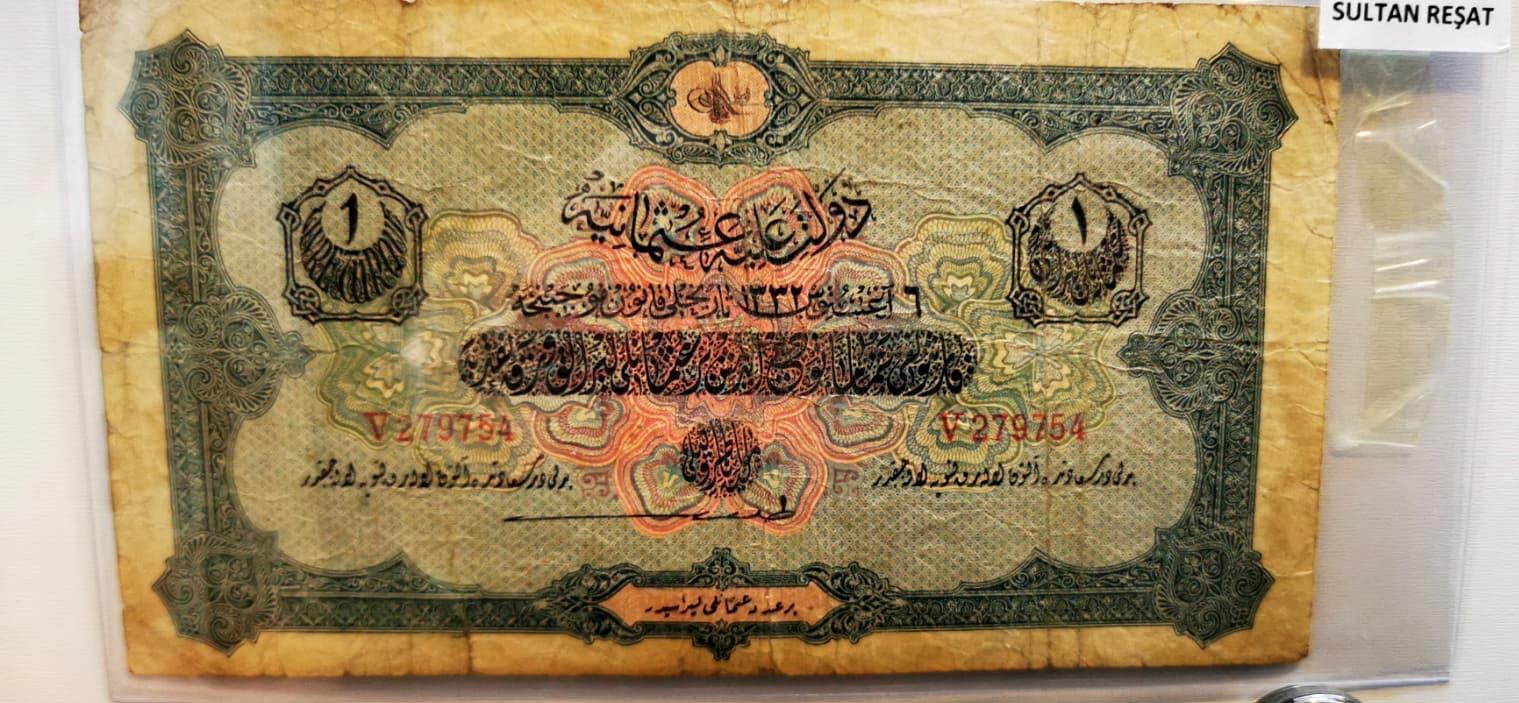 39 yılda 100 kilo madeni para ile 15 bin banknot topladı