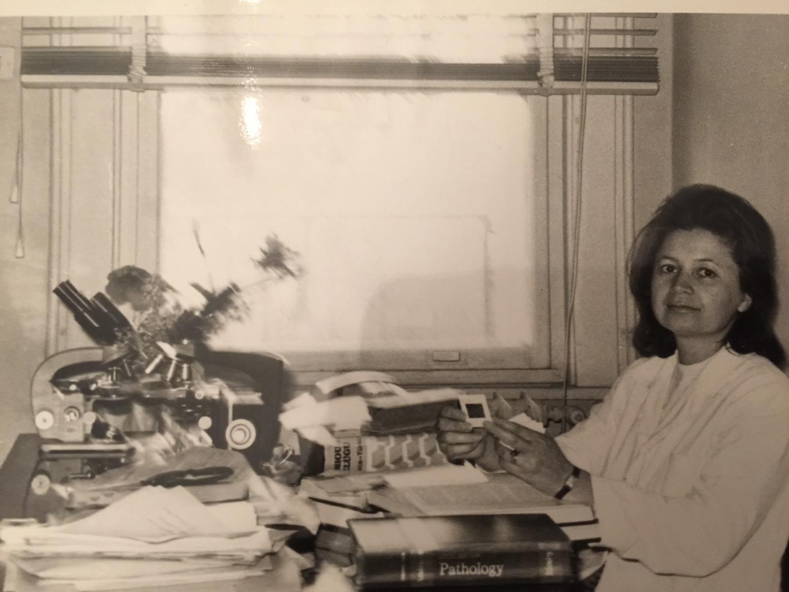 Koronavirüse yenilen Prof. Dr. Feriha Özün oğlu: Virüsü tespit ettiğimiz zaman Şansa bak be dedi