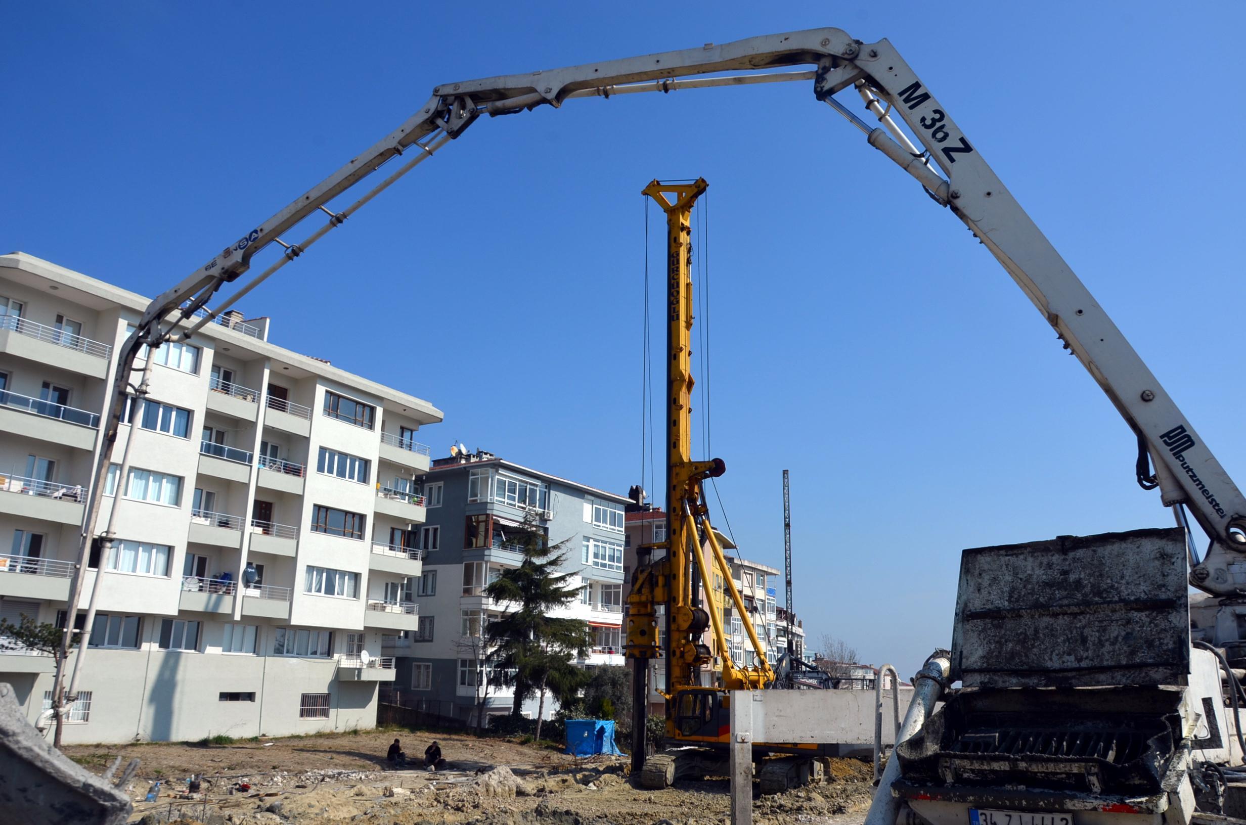 Avcılardaki kaymayı önlemek için 736 fore kazık yetmeyecek