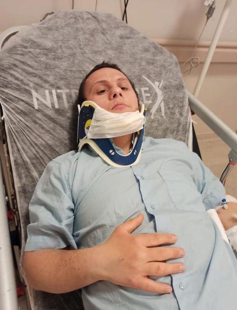 Ambulansın çarptığı down sendromlu Şefik, yaralandı