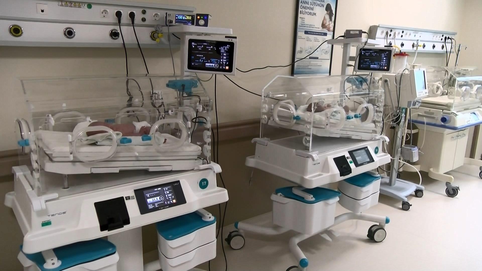 Mucize ikizler: Koronavirüsle erken doğdular, 2 ay sonra annelerine kavuştular