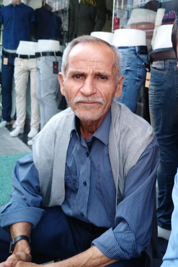 Motosikletin bisiklete çarpmasıyla 1 kişi öldü, 2 kişi yaralandı; kaza kamerada