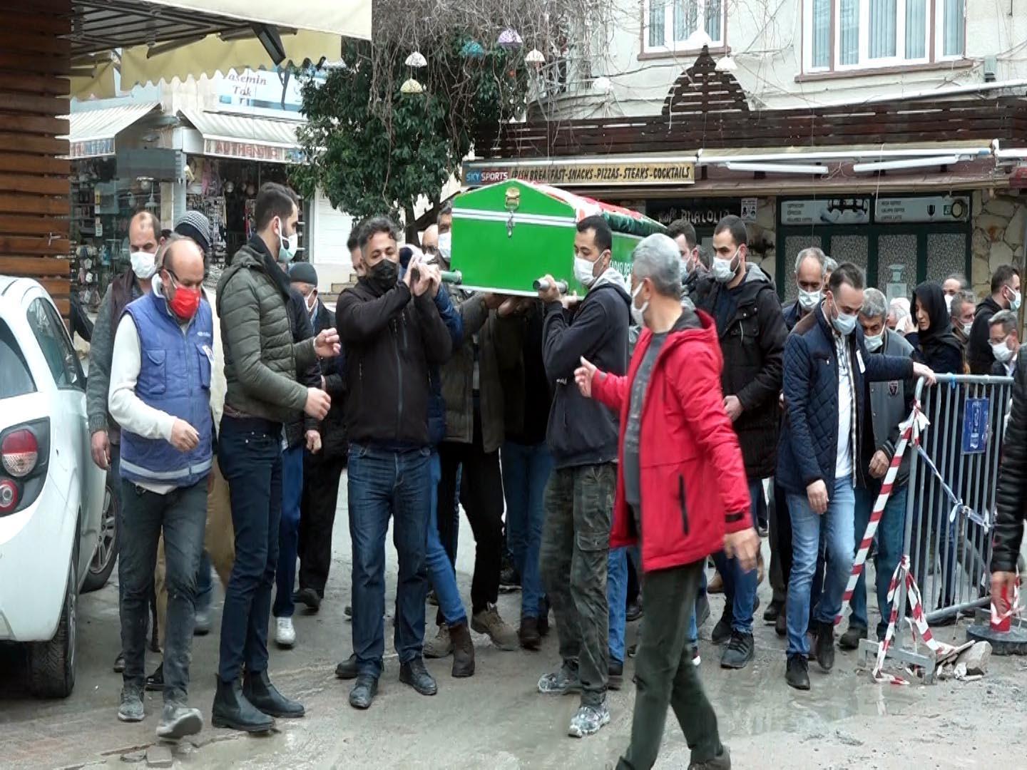 Kayıp olarak aranırken cesedi bulunan döviz bürosu çalışanı toprağa verildi