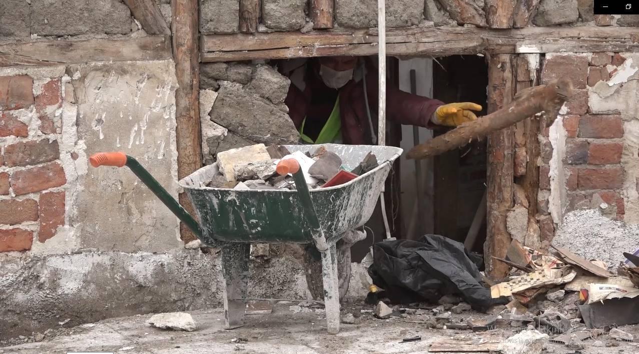 Dünyanın en dar sokağı’ olarak tanıtılan Dikiciler Sokağında restorasyon