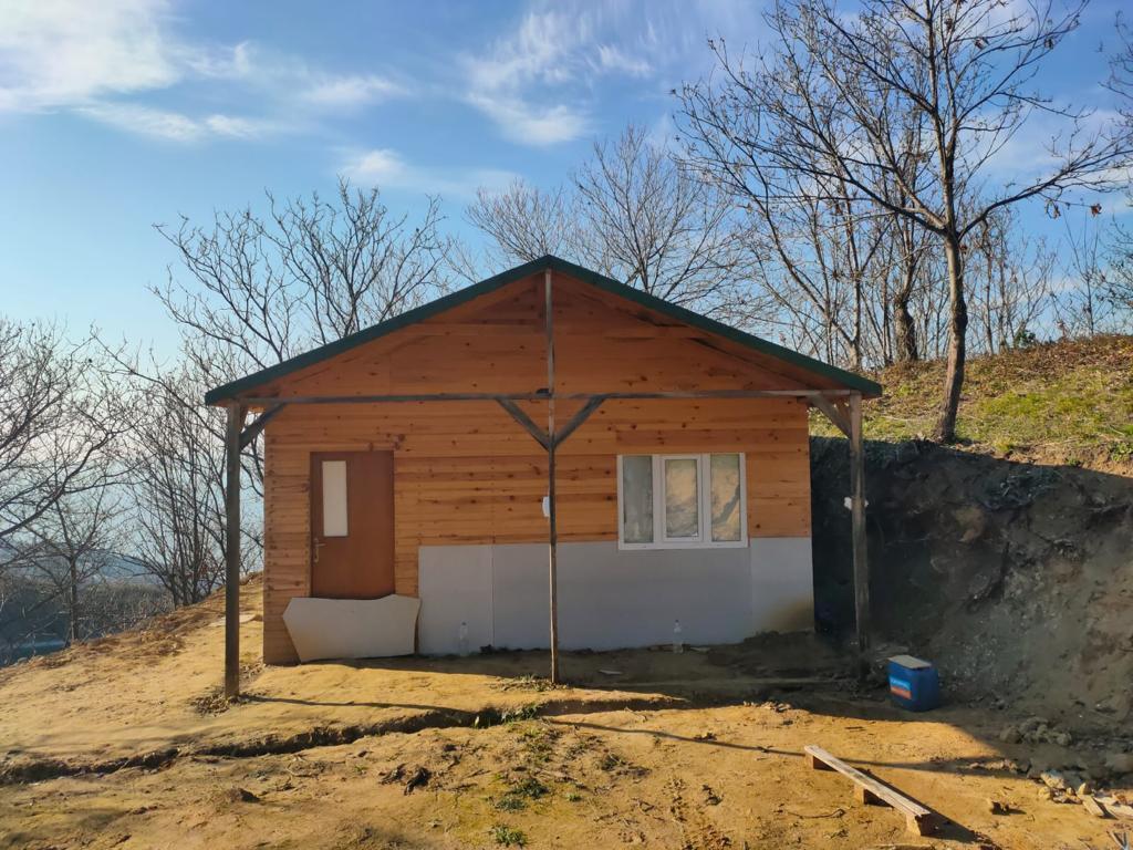 Define bulmak amacıyla kulübede kuyu açan 4 kişi suçüstü yakalandı