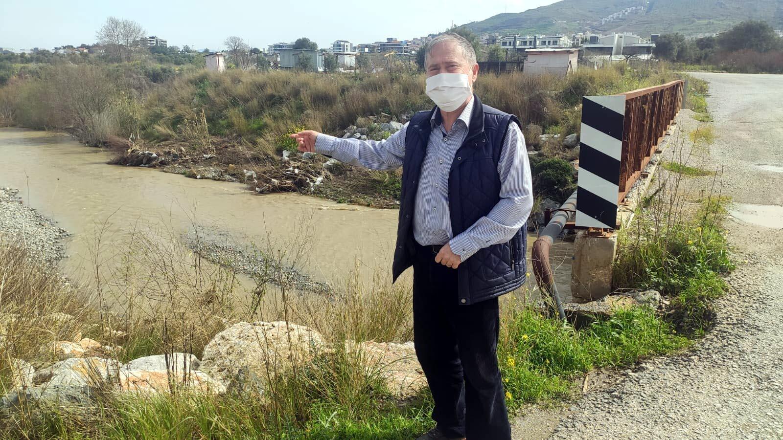 Çöplüğe dönen Çamlıçay Deresinde taşkın alarmı