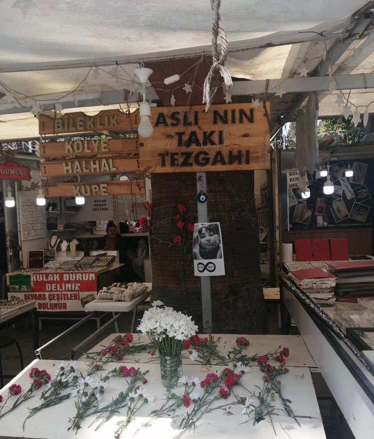 Sosyal medyadan hastalığını duyuran Aslı Özkısırlardan acı haber