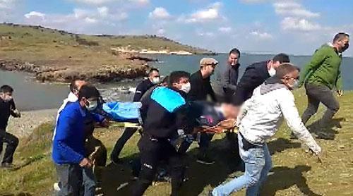 Foçada askeri eğitim uçağı denize düştü: 2 pilot sağ kurtarıldı