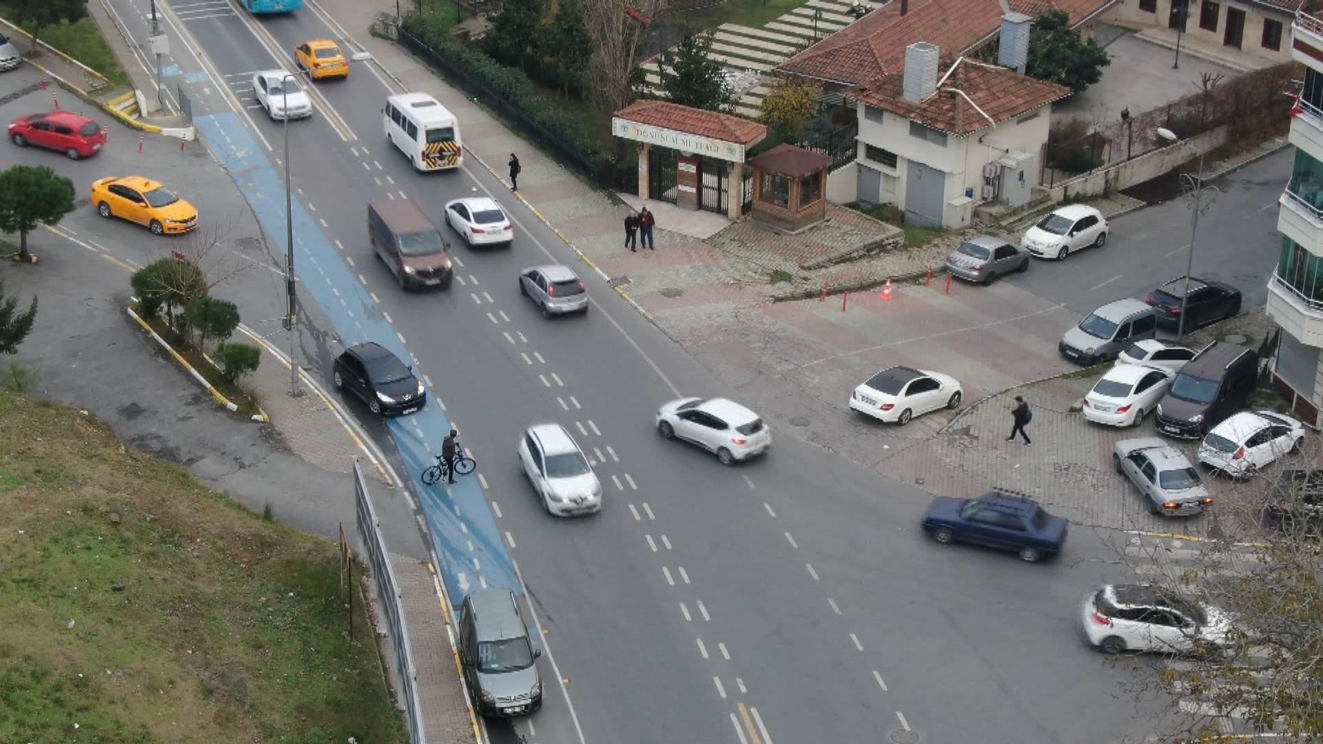 Bisiklet yolları işgal altında: 155i arayıp polise şikayet edin