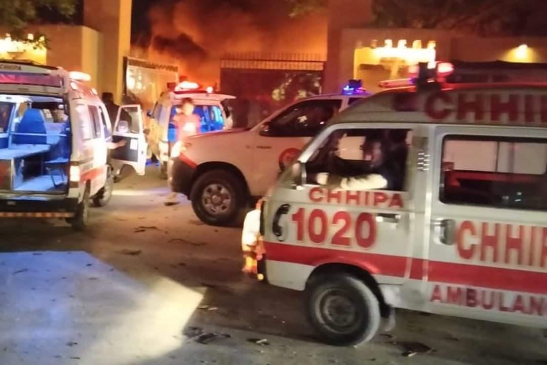 Pakistan’da otel otoparkında patlama: 3 ölü, 13 yaralı