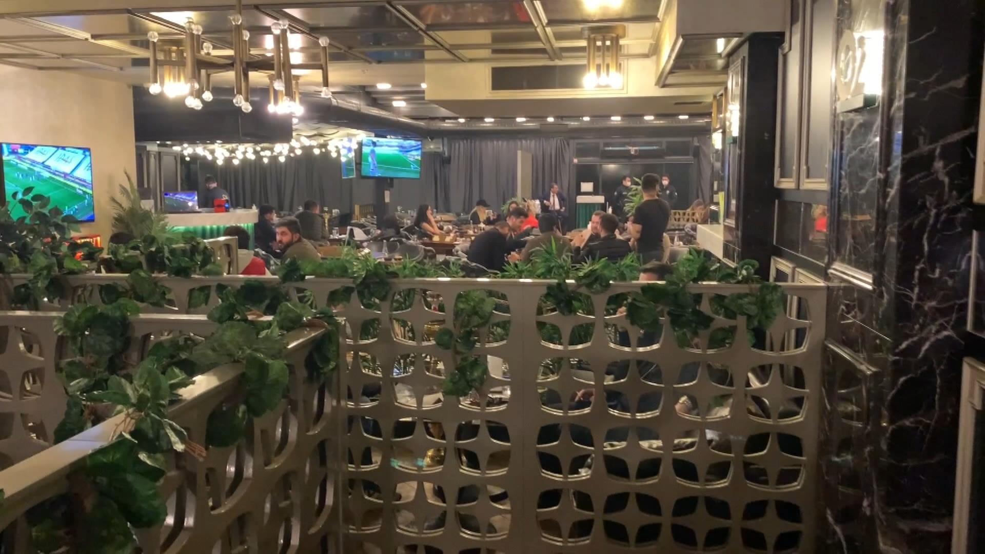 Ataşehirde sokağa çıkma kısıtlamasında nargile kafeye baskın