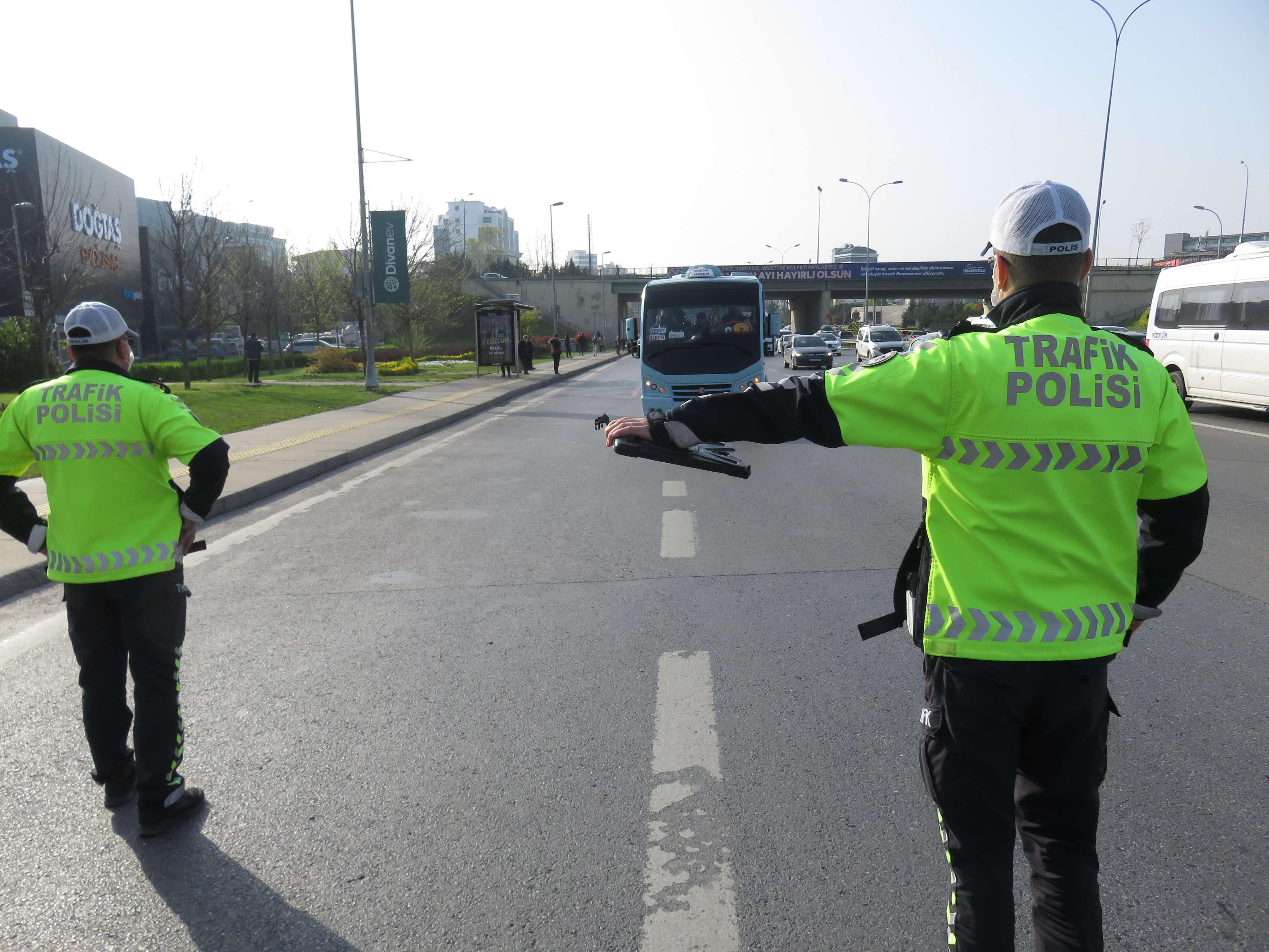 Toplu taşıma araçlarına koronavirüs denetimi