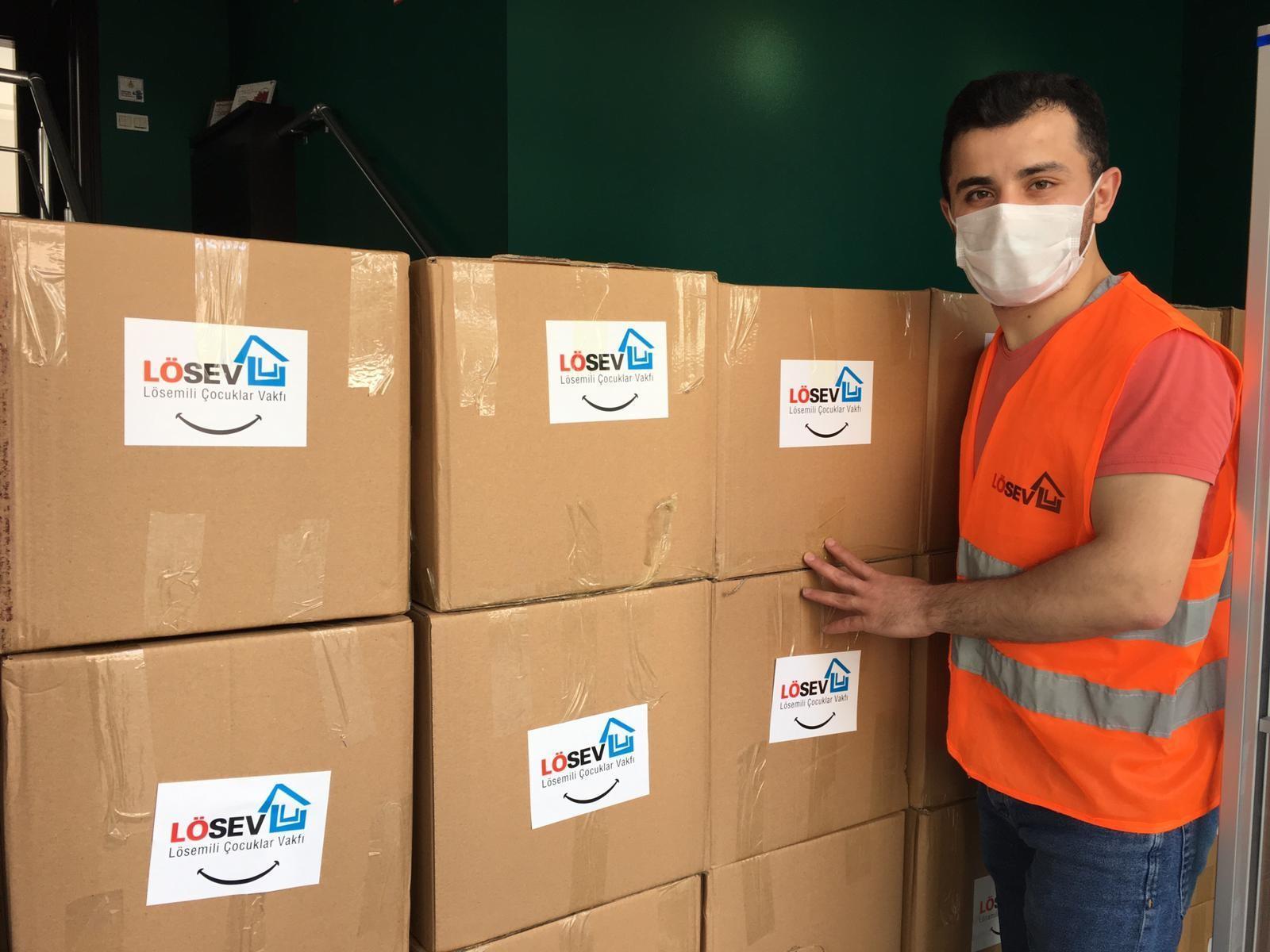 Lösemiyi yenen gençlerin başarı hikâyesi on binlere umut oluyor