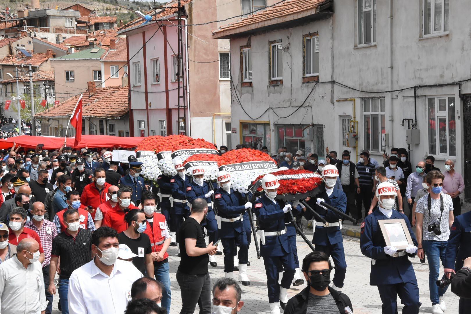 Şehit Uzman Çavuş Asan, son yolculuğuna uğurlandı