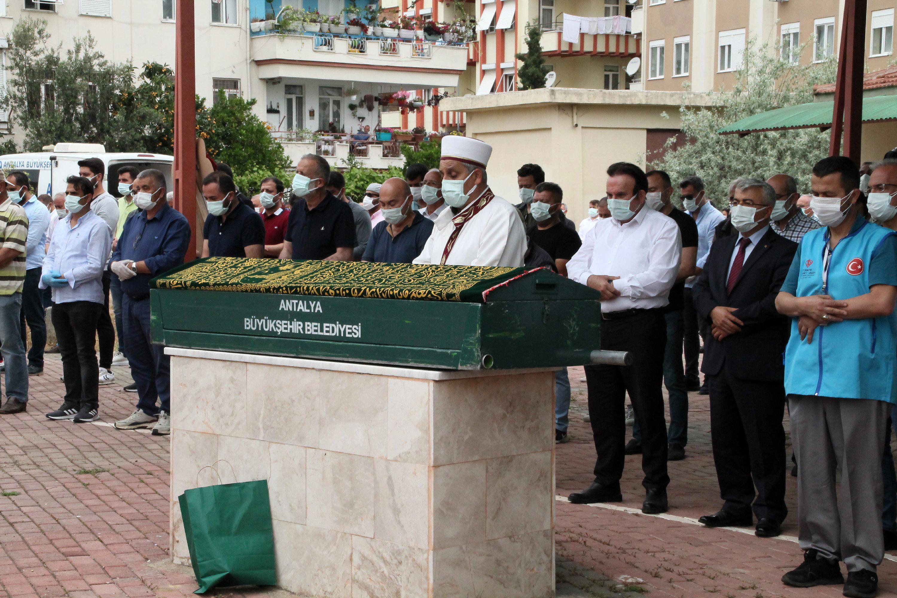MATSO Başkanı Ahmet Boztaş Bu işin şakası yok diyerek uyarmıştı, hayatını kaybetti Cenazede gözyaşları sel oldu