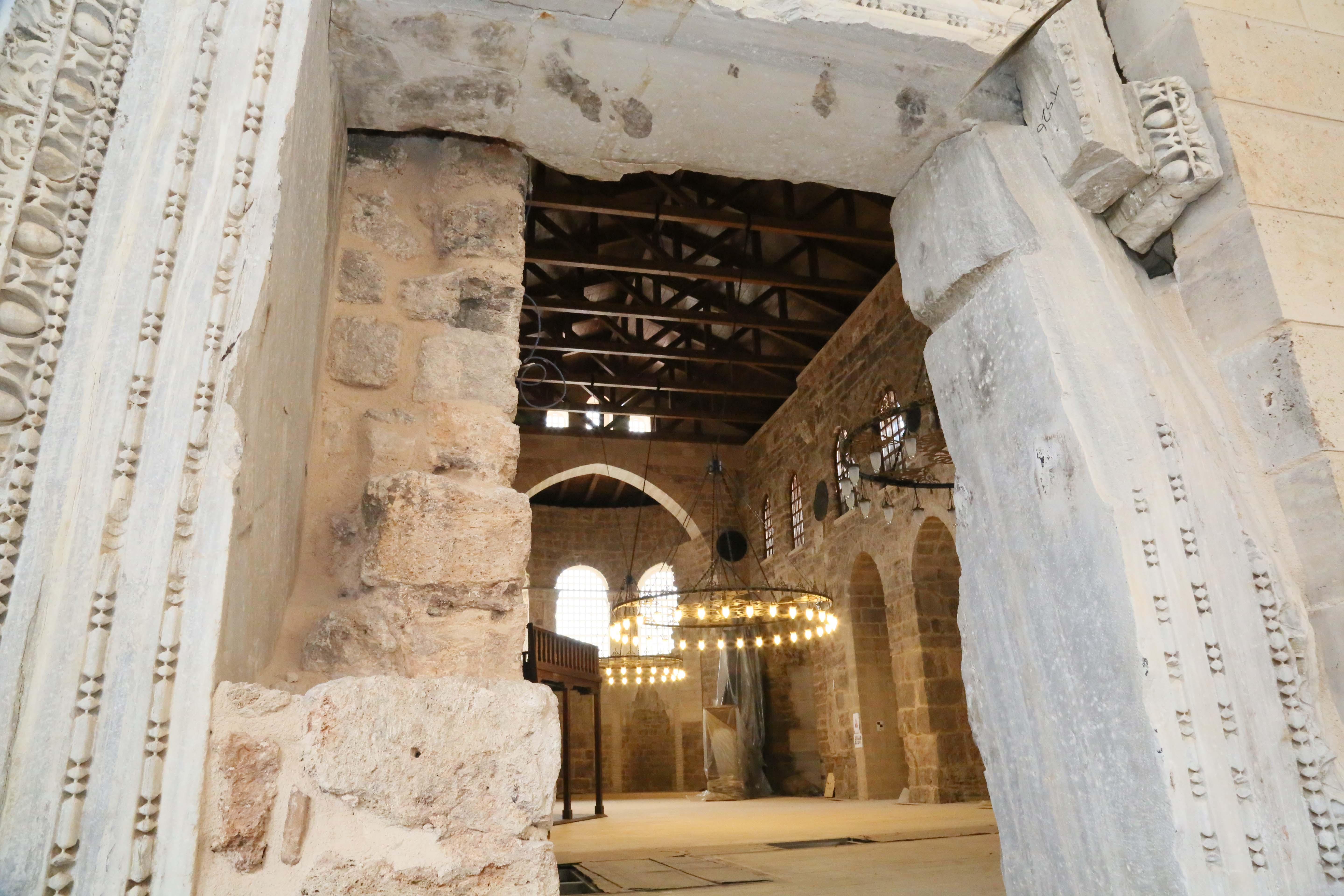 Yanan Osmanlı eseri cami, 125 yıl sonra ibadete açılıyor
