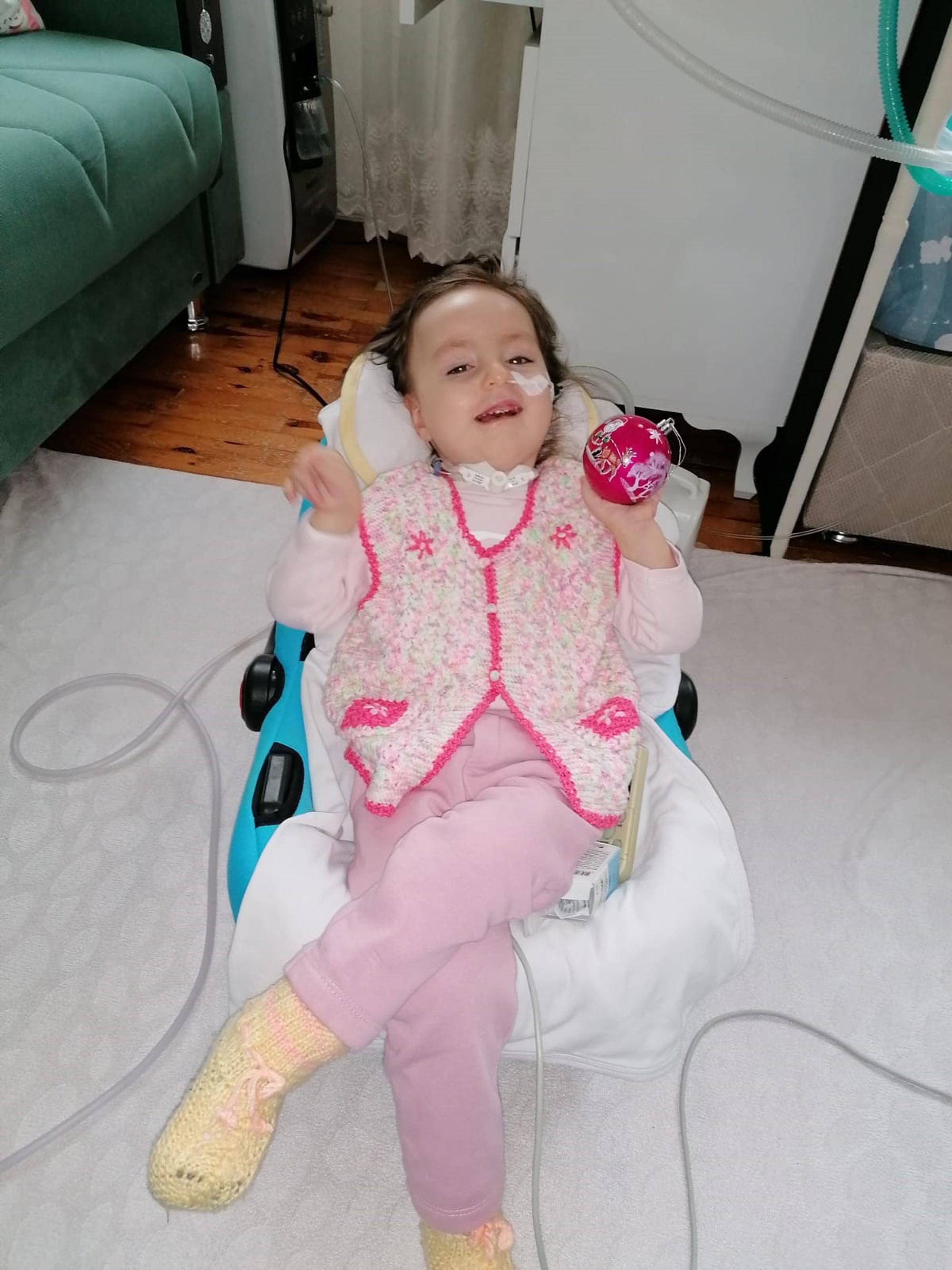 Tek hayali, kızının anne demesi