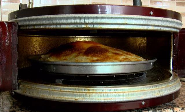 Bayrama sayılı günler kaldı… Boşnak kadınlarının börek mesaisi