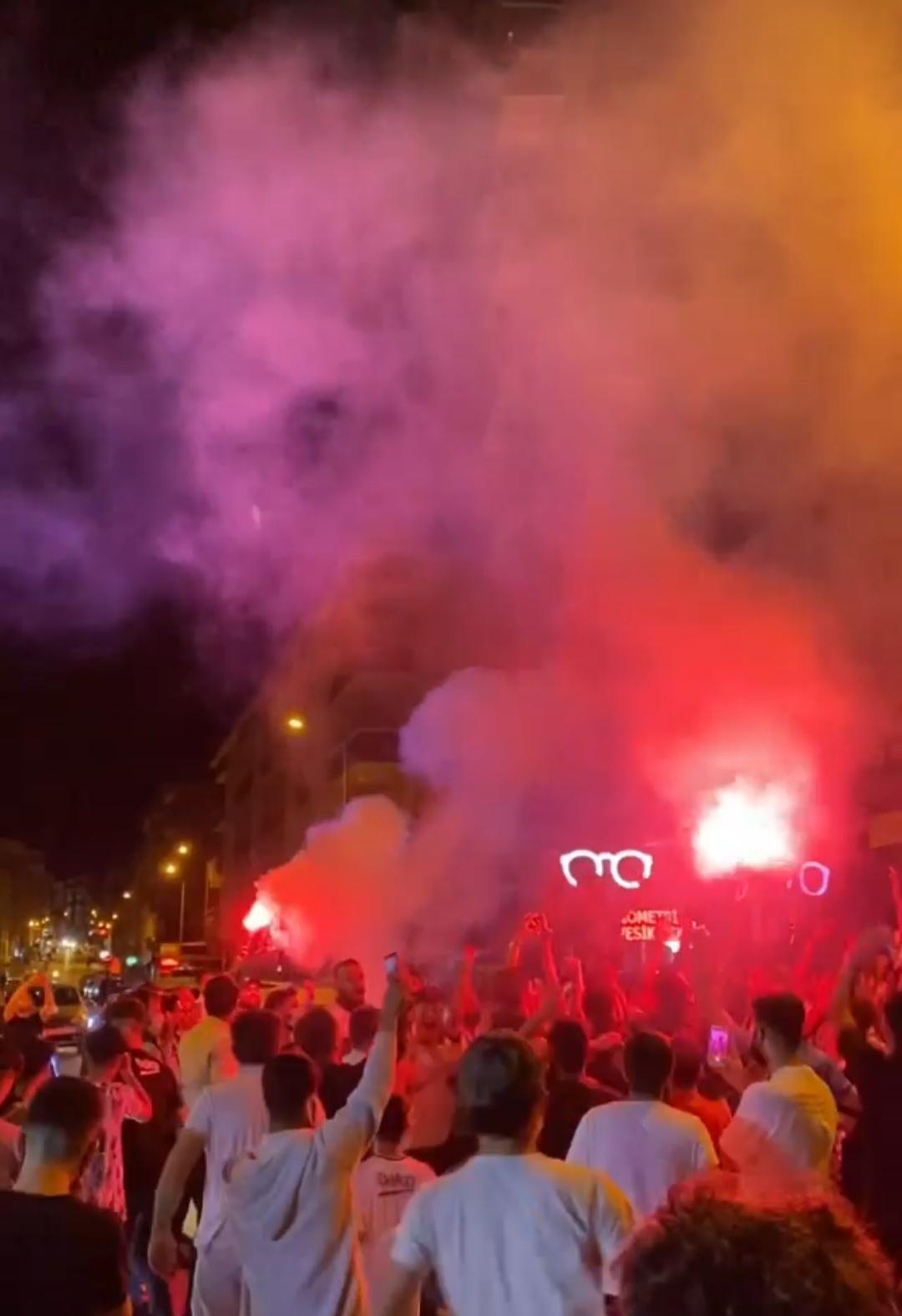 Beşiktaşın şampiyonluğu böyle kutlandı