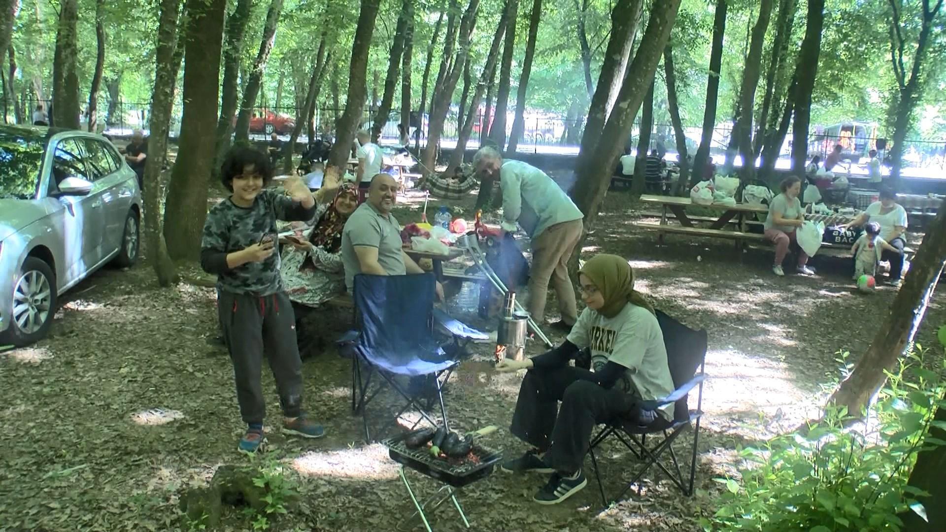 Tatili fırsat bilen İstanbullular Belgrad Ormanına akın etti