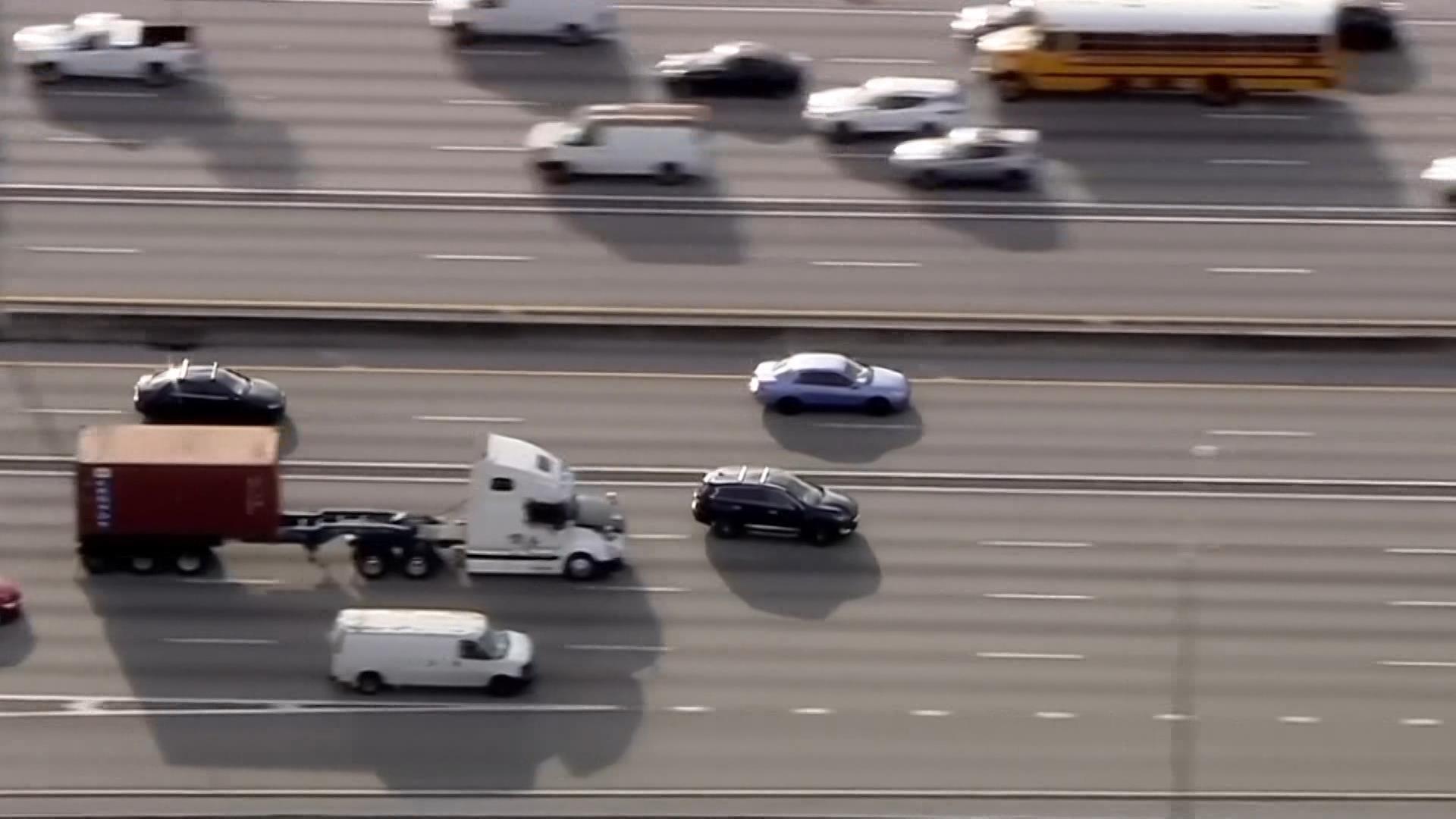 ABDde hırsız-polis kovalamacası kamerada