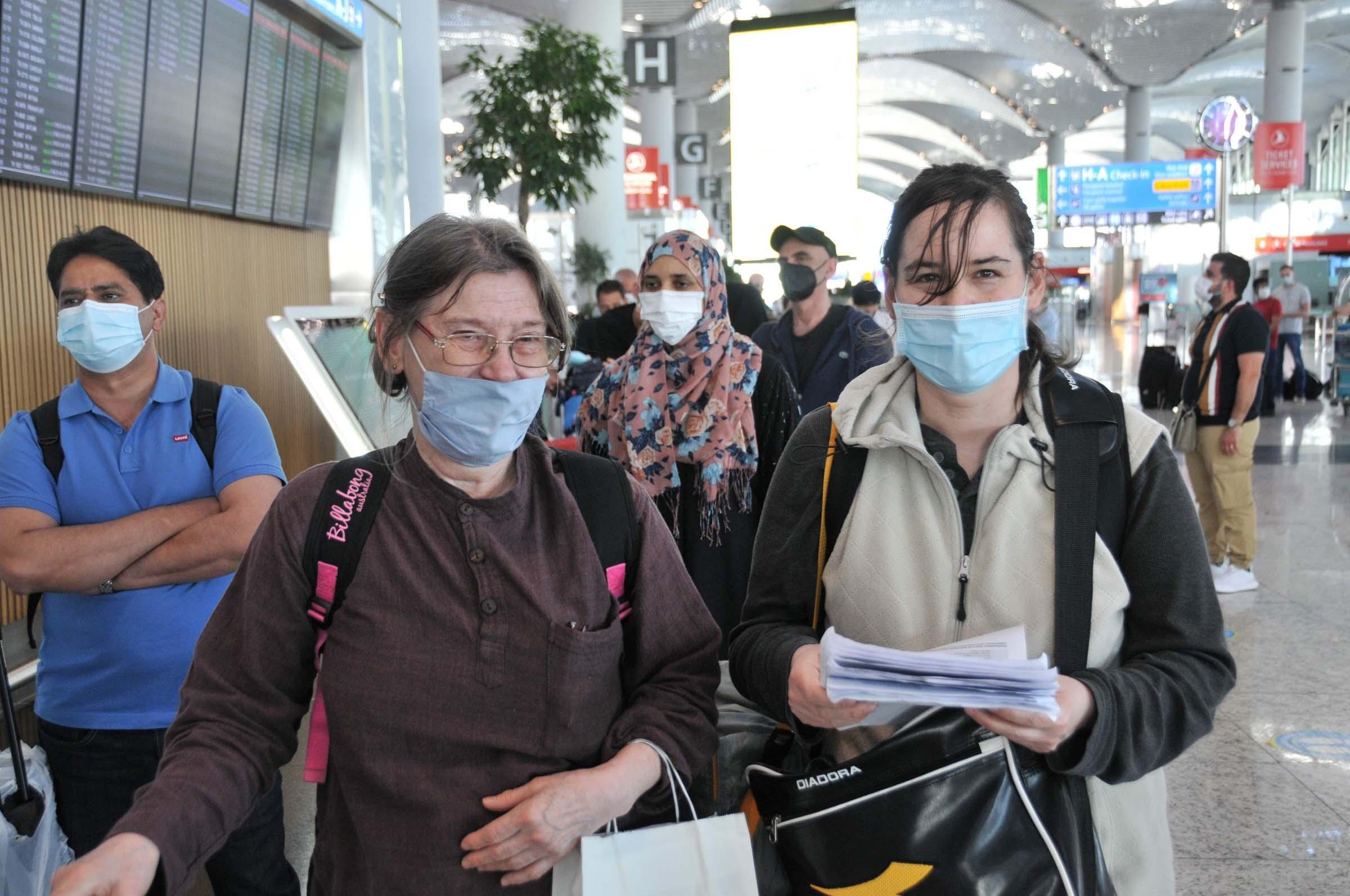 Avustralya vatandaşları bir yıl sonra ülkelerine döndüler
