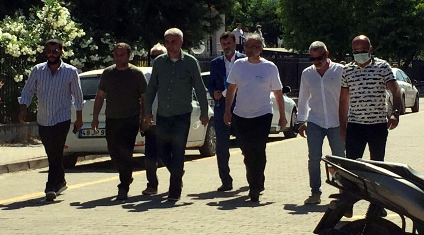 Sedat Pekerin kardeşi ve yanındaki kişi adli kontrol şartıyla serbest bırakıldı