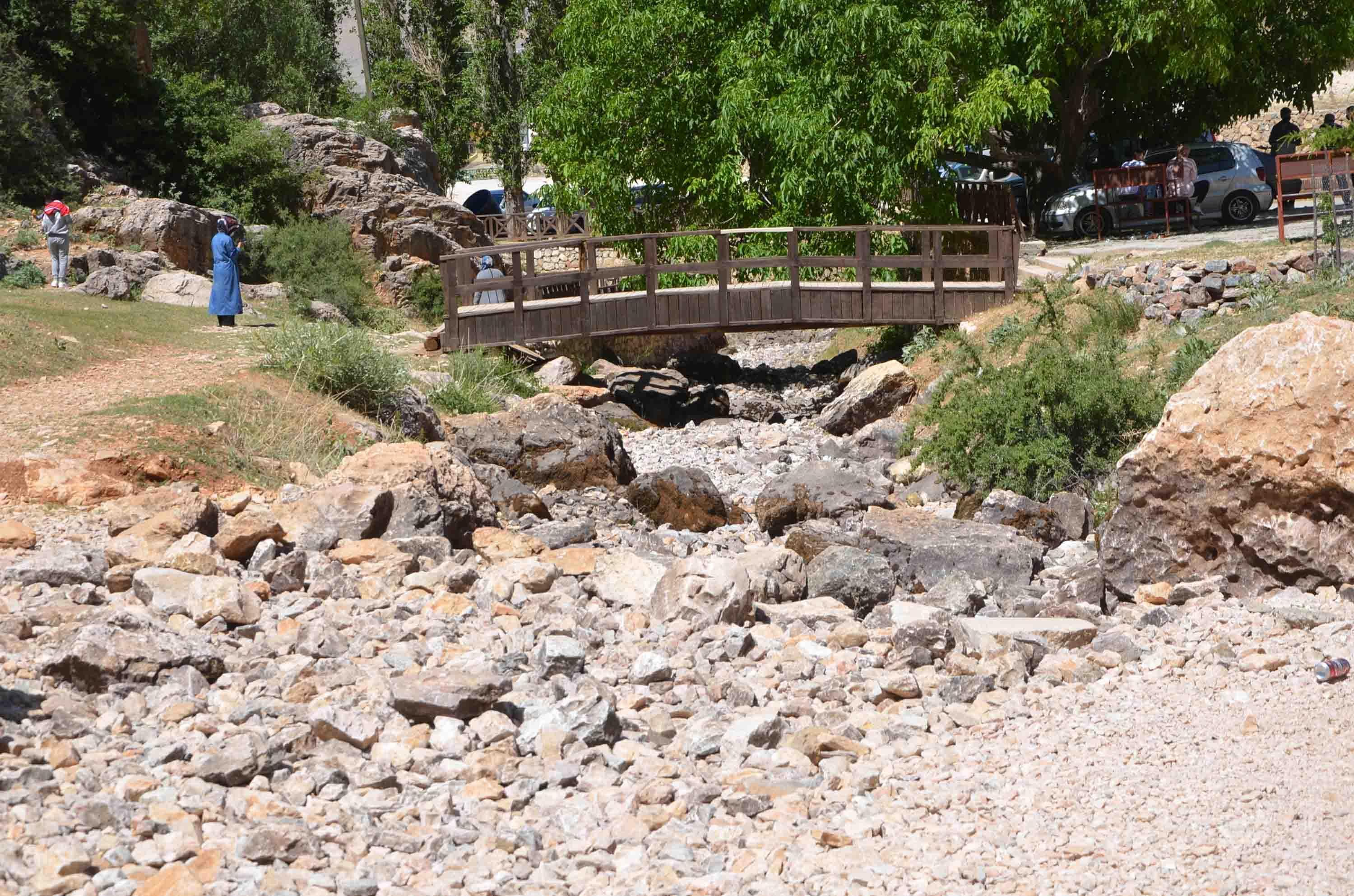 Torosların eteğindeki İvriz Çayına bu yıl kaynağından su akmadı