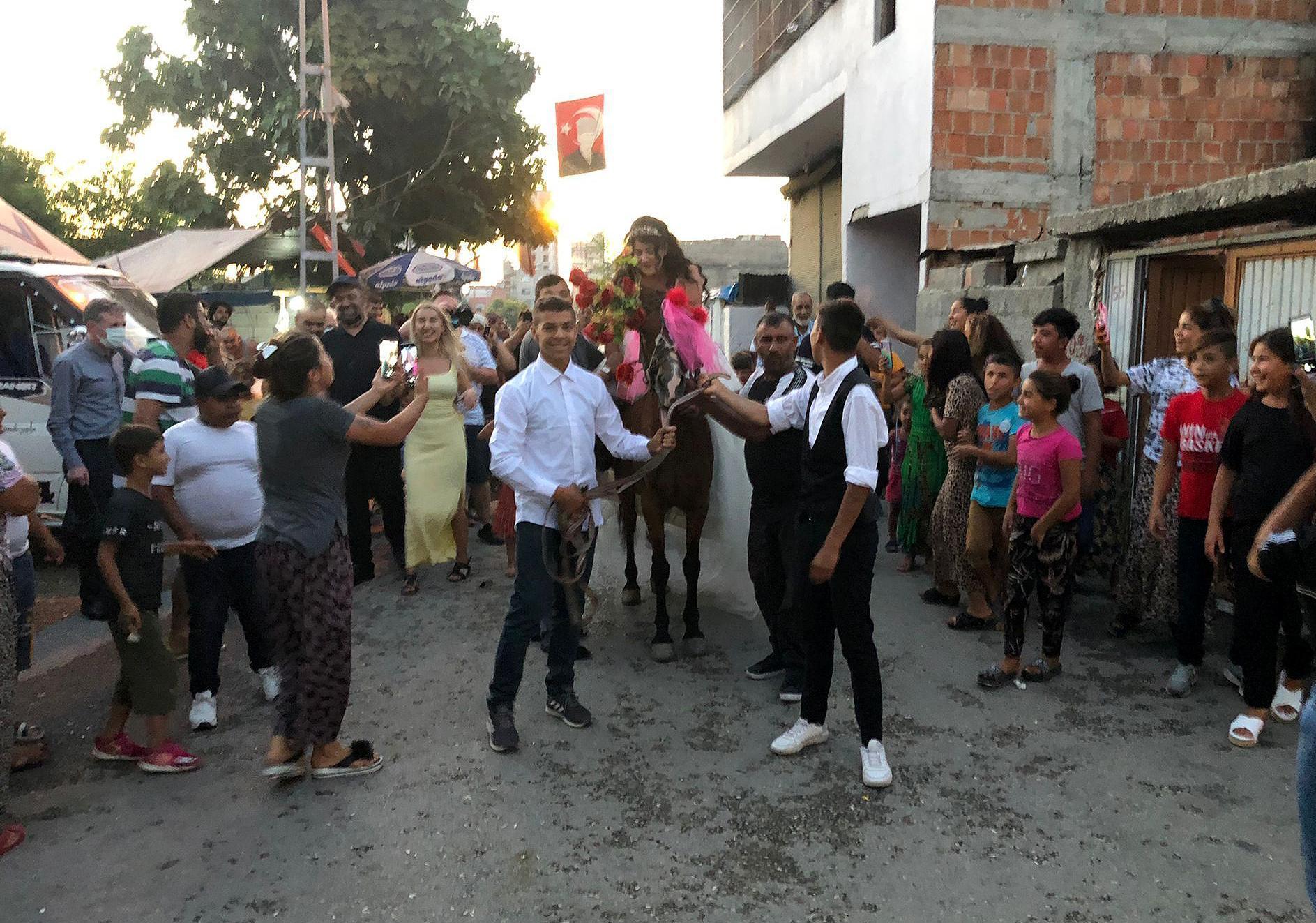 ‘Conolar’ın yaşamı belgesel oluyor