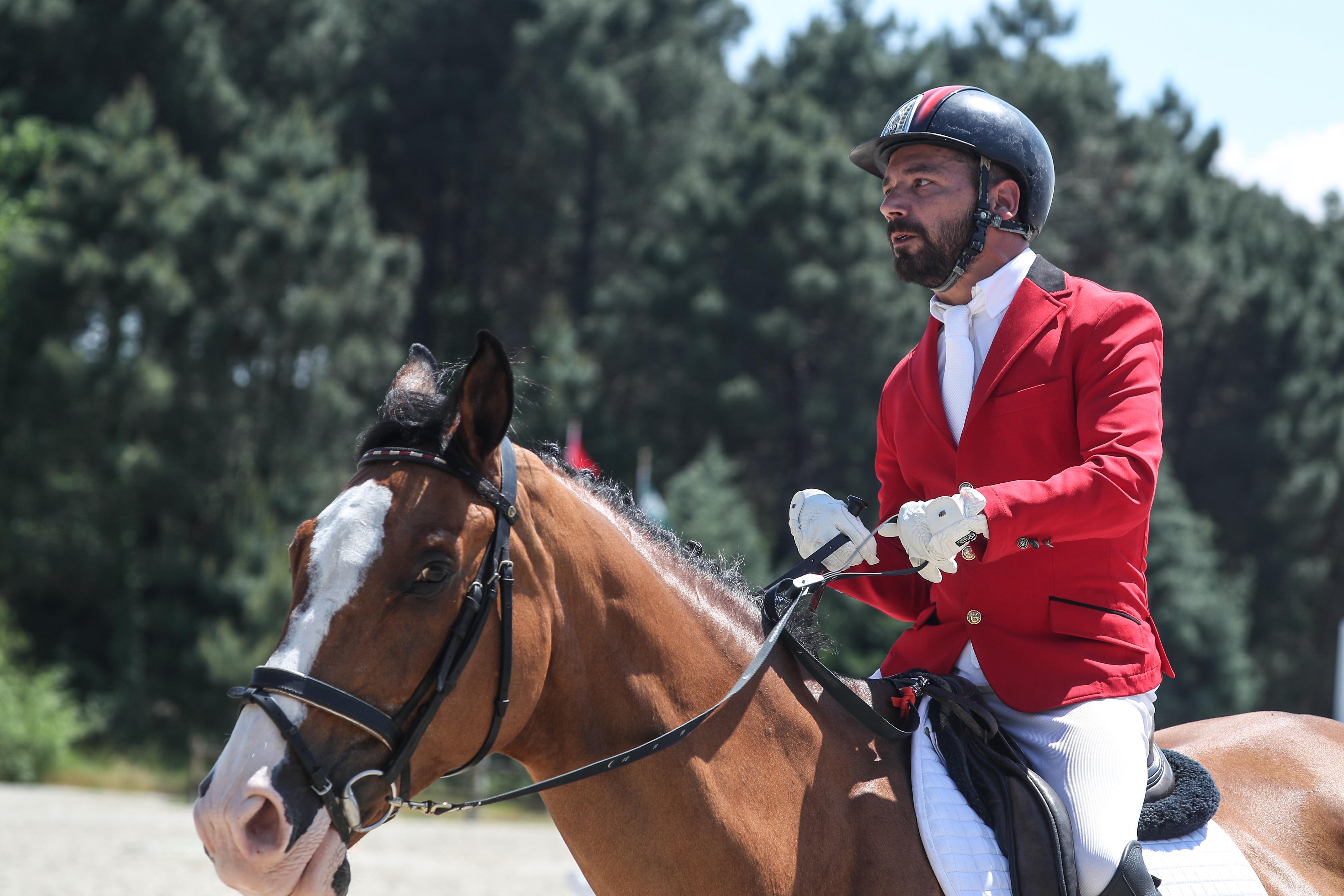 Bahçeşehir Koleji At Terbiyesi Ligi Yarışmaları birinci ayak müsabakaları tamamlandı