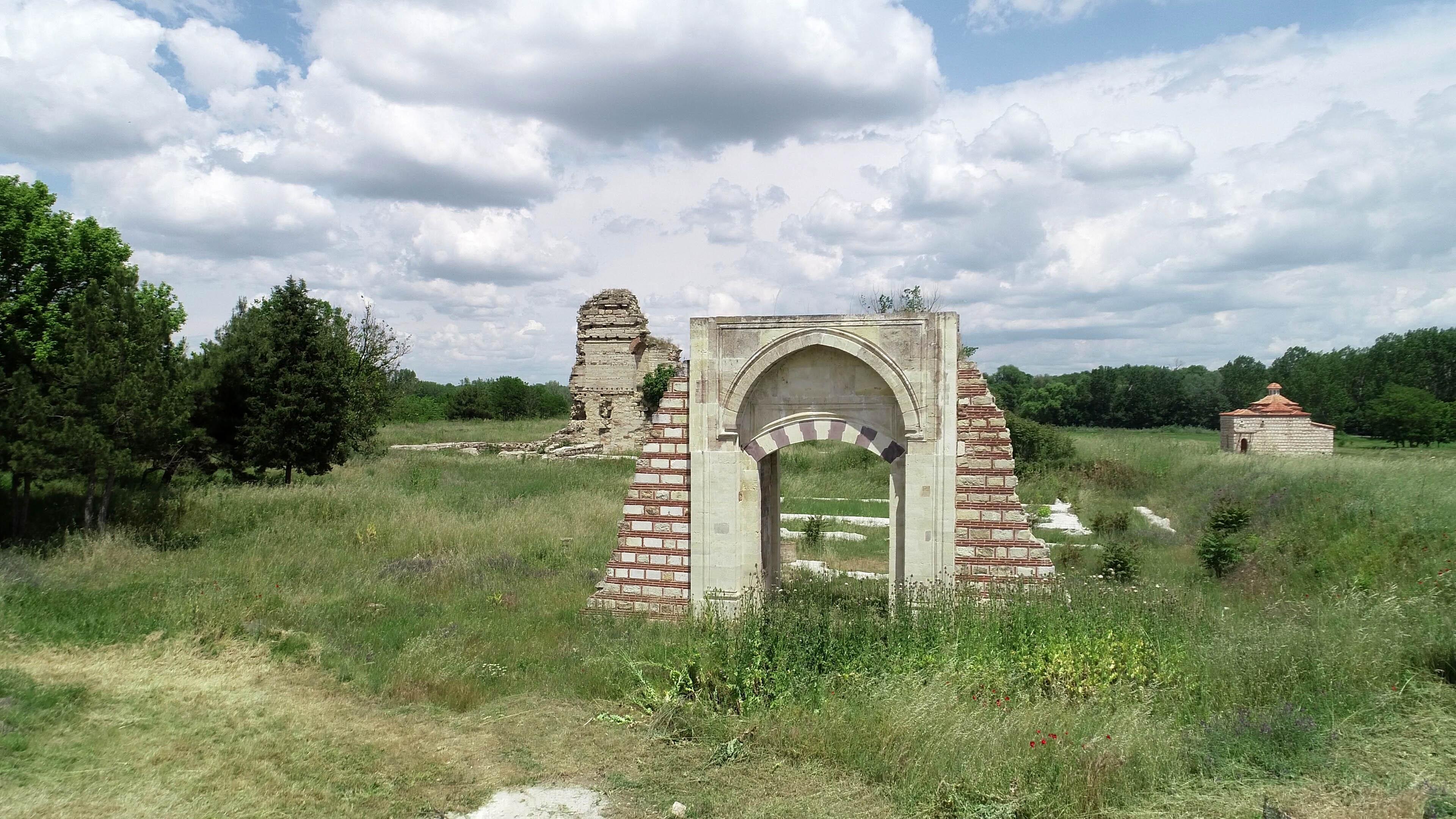 Edirnede Osmanlı Sarayı kazıları, 12 ay kesintisiz sürecek