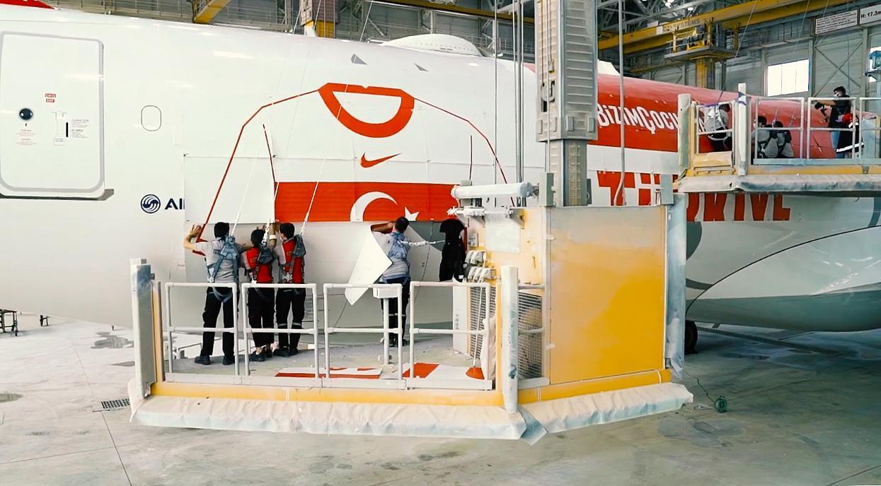 EURO 2020de A Milli Takımımızı taşıyacak uçak göklerde