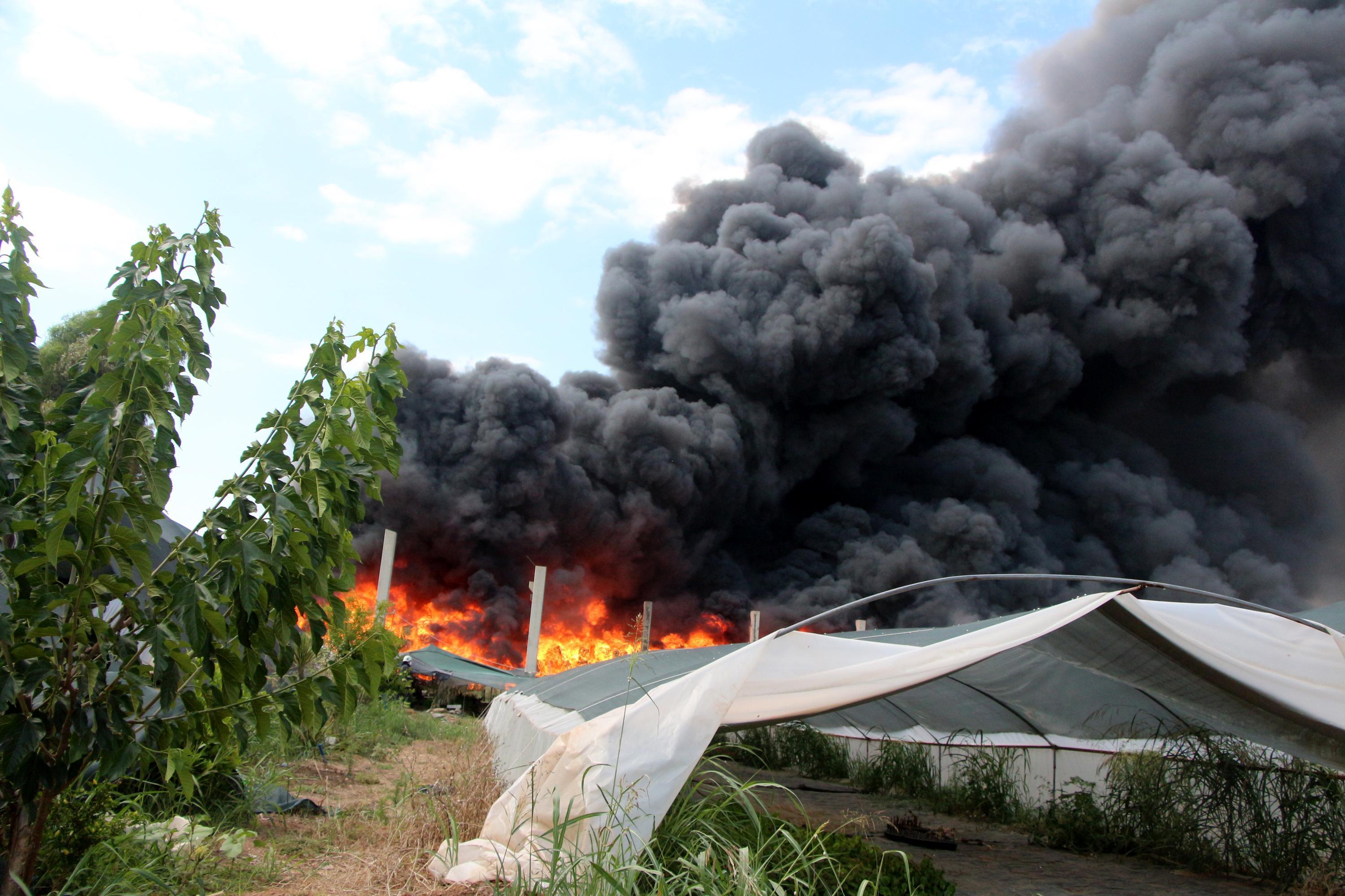 Adana’da plastik atık geri dönüşüm fabrikasında yangın
