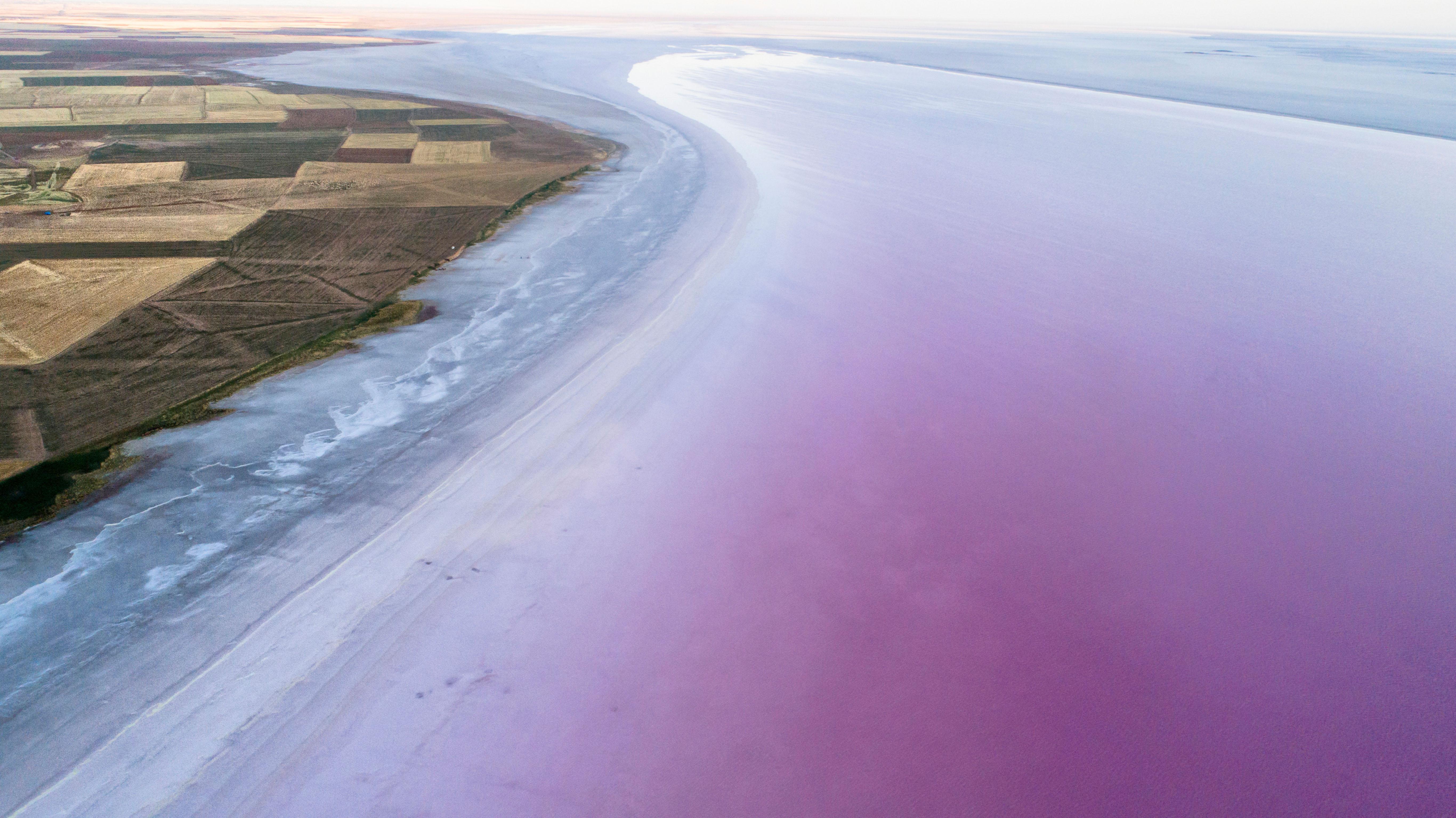 Tuz Gölü küçülüyor