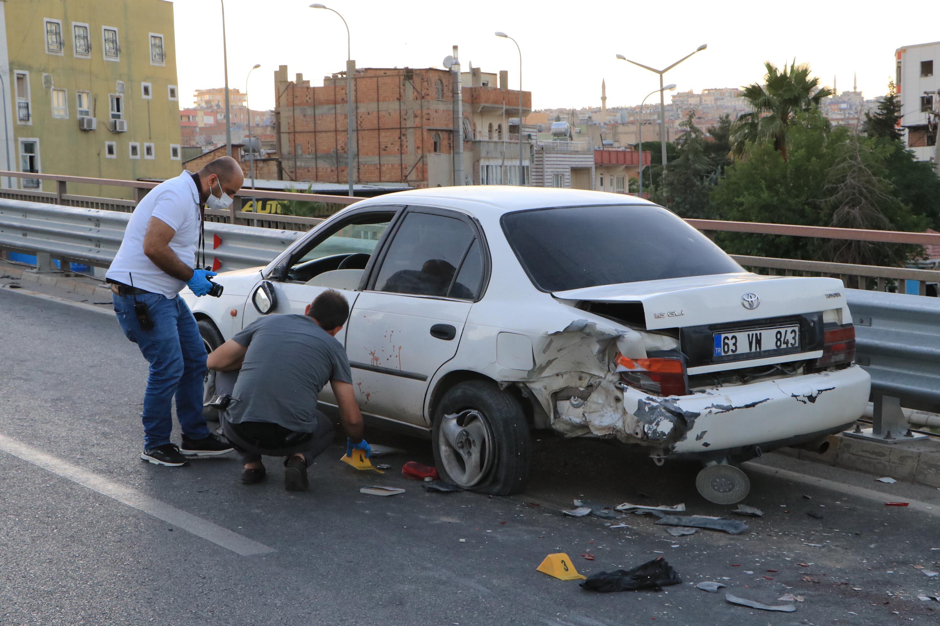 Şanlıurfa’da arıza yapan otomobil kazaya neden oldu: 2 ölü, 2 yaralı
