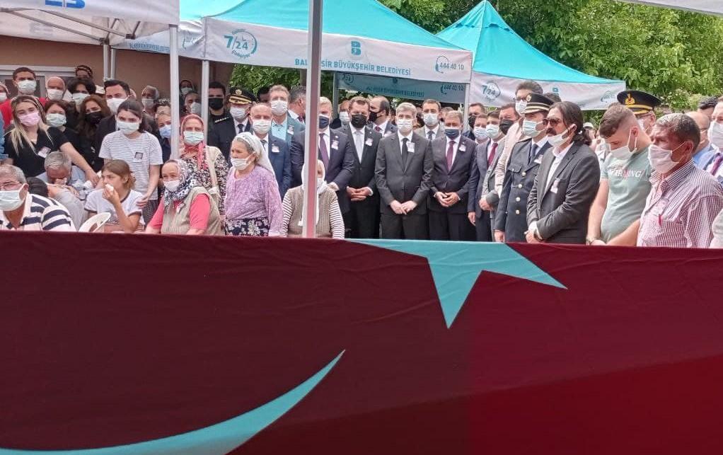 Çanakkalede trafik kazasında şehit olan polis memuru için tören