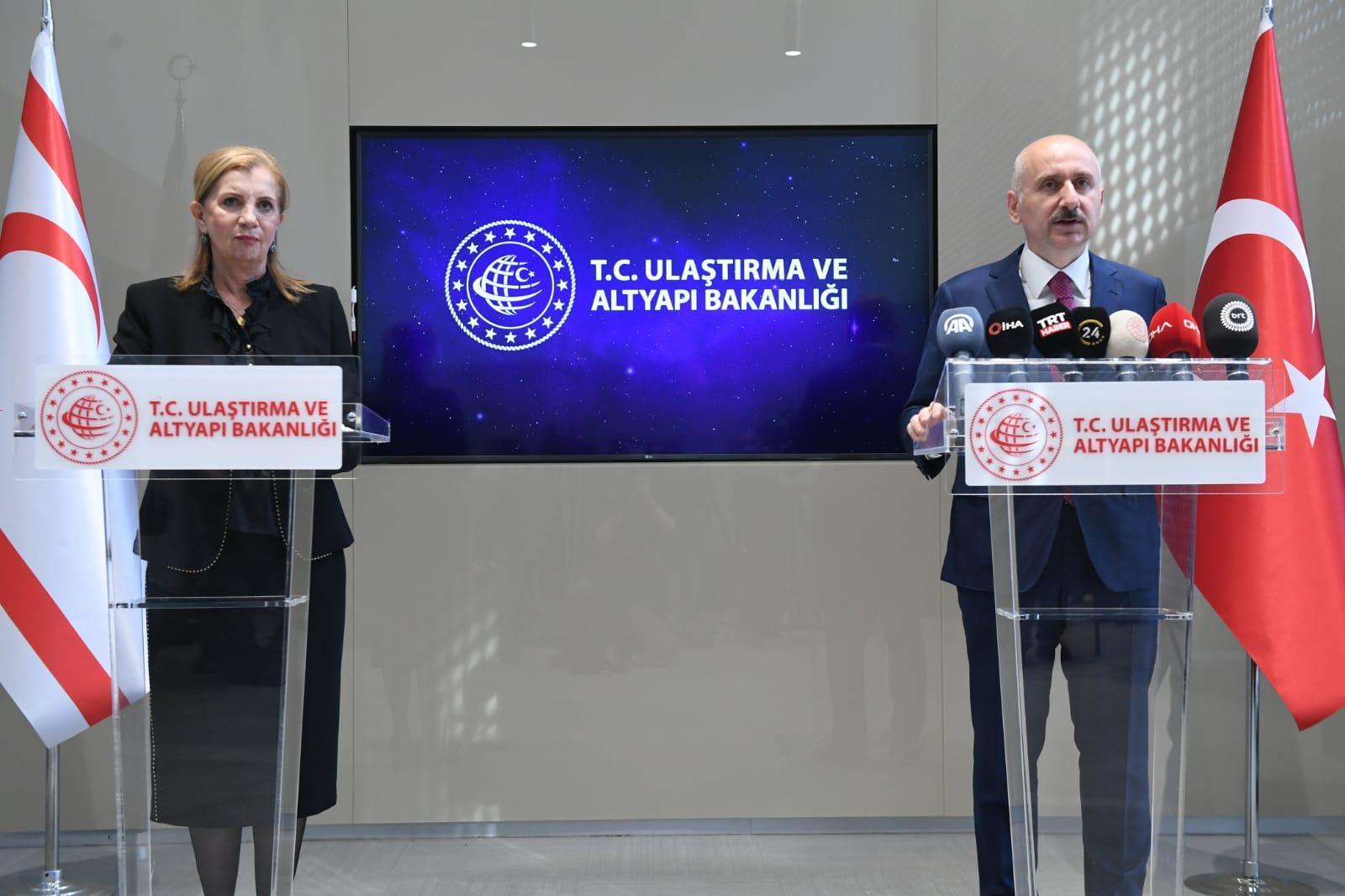 Bakan Karaismailoğludan Ercan Havalimanı açıklaması